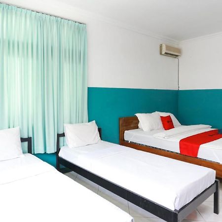 Reddoorz Syariah Near Alun Alun Magelang Bayeman Hotel Exterior foto