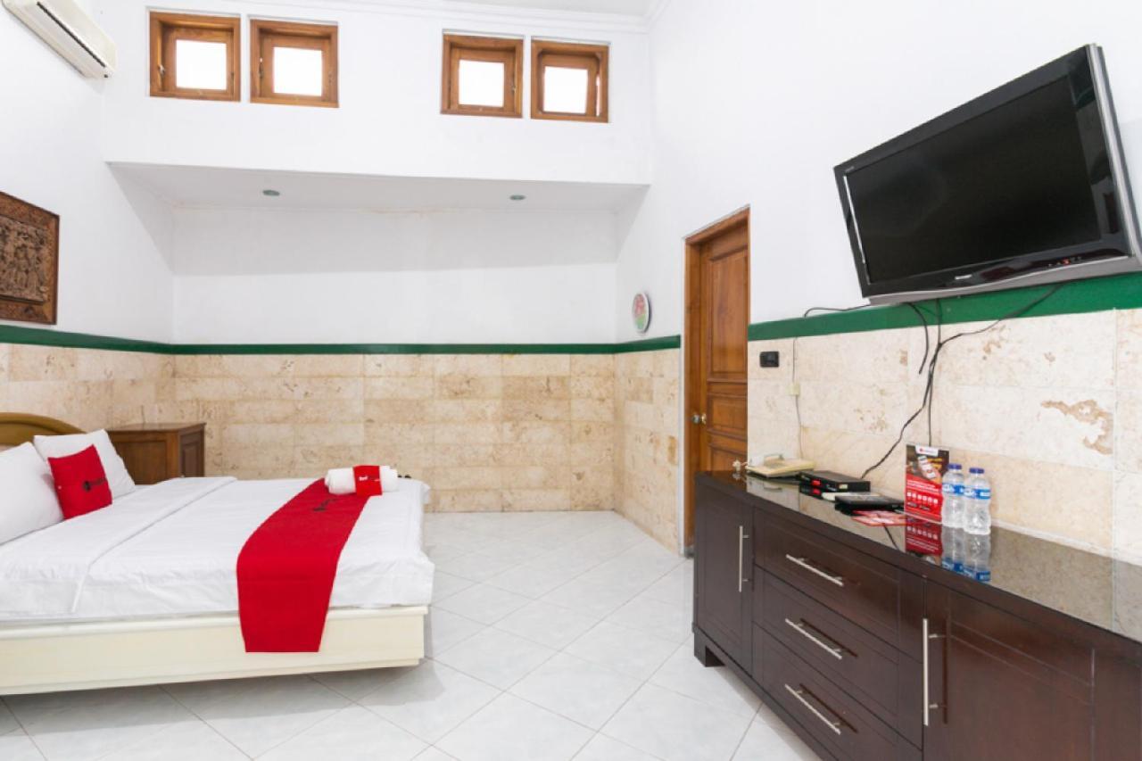 Reddoorz Syariah Near Alun Alun Magelang Bayeman Hotel Exterior foto