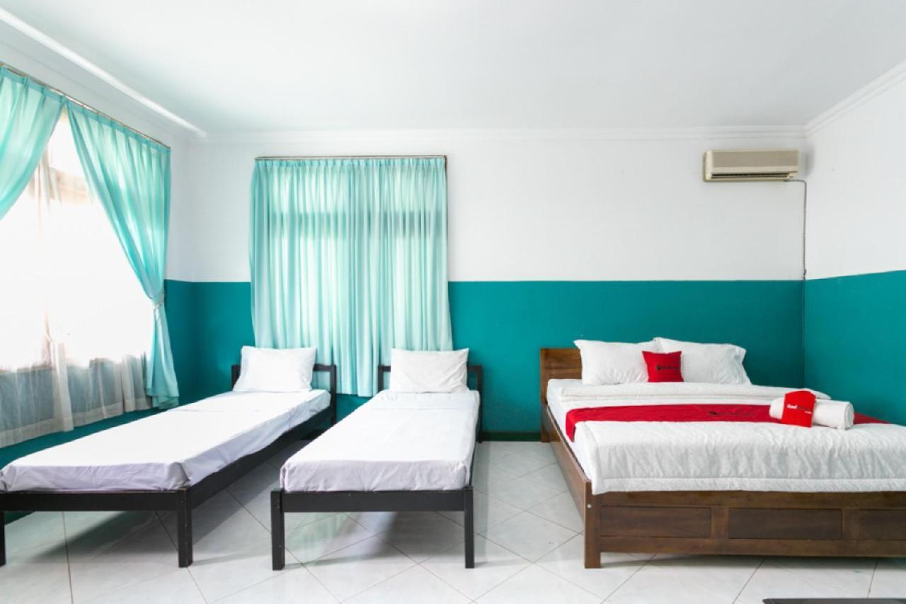 Reddoorz Syariah Near Alun Alun Magelang Bayeman Hotel Exterior foto